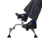 Pedalier activo vs. pasivo: Elige el ejercitador ideal para mover las piernas y mejorar la circulación sin salir del sofá